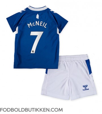 Everton Dwight McNeil #7 Hjemmebanetrøje Børn 2022-23 Kortærmet (+ Korte bukser)